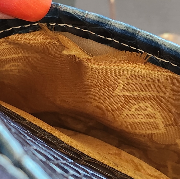 Kathy Van Zeeland Blue Crossbody bag - Picture 6 of 16